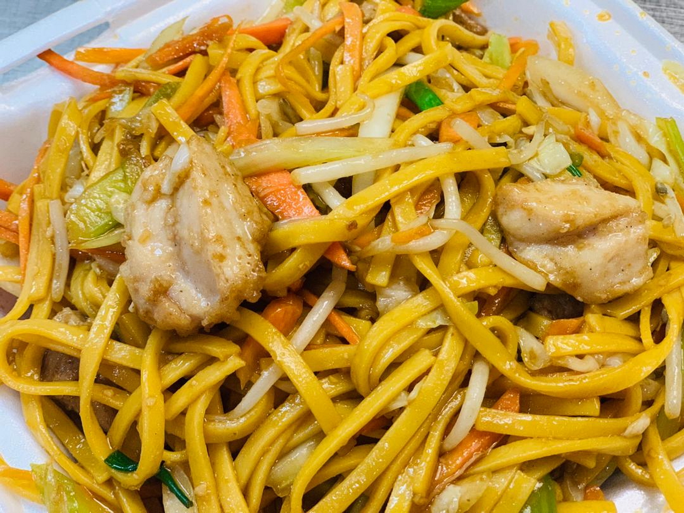 Order Stir Fried Noodle w/ Chicken food online from Spicy Girl store, Houston on bringmethat.com