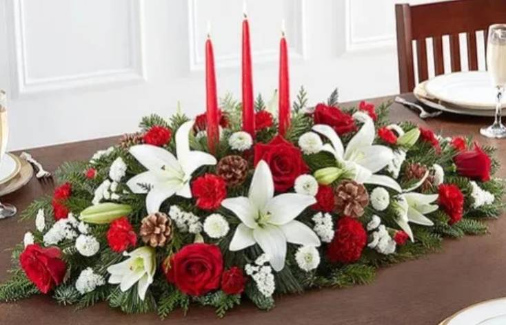 Order CHRISTMAST CENTERPICE LARGE food online from Eugenia Flowers store, Cicero on bringmethat.com