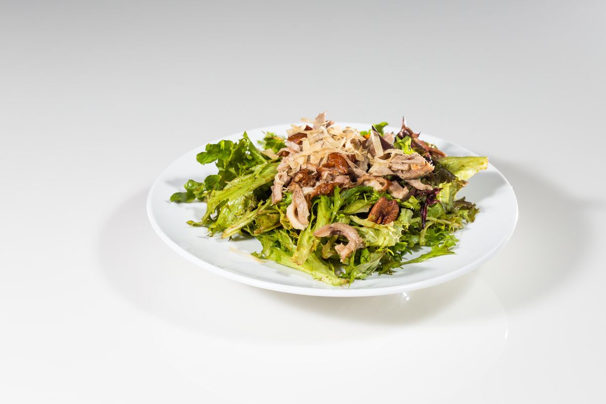 Order Roasted Duck Salad food online from Kashi Japanese - Stamford store, Stamford on bringmethat.com