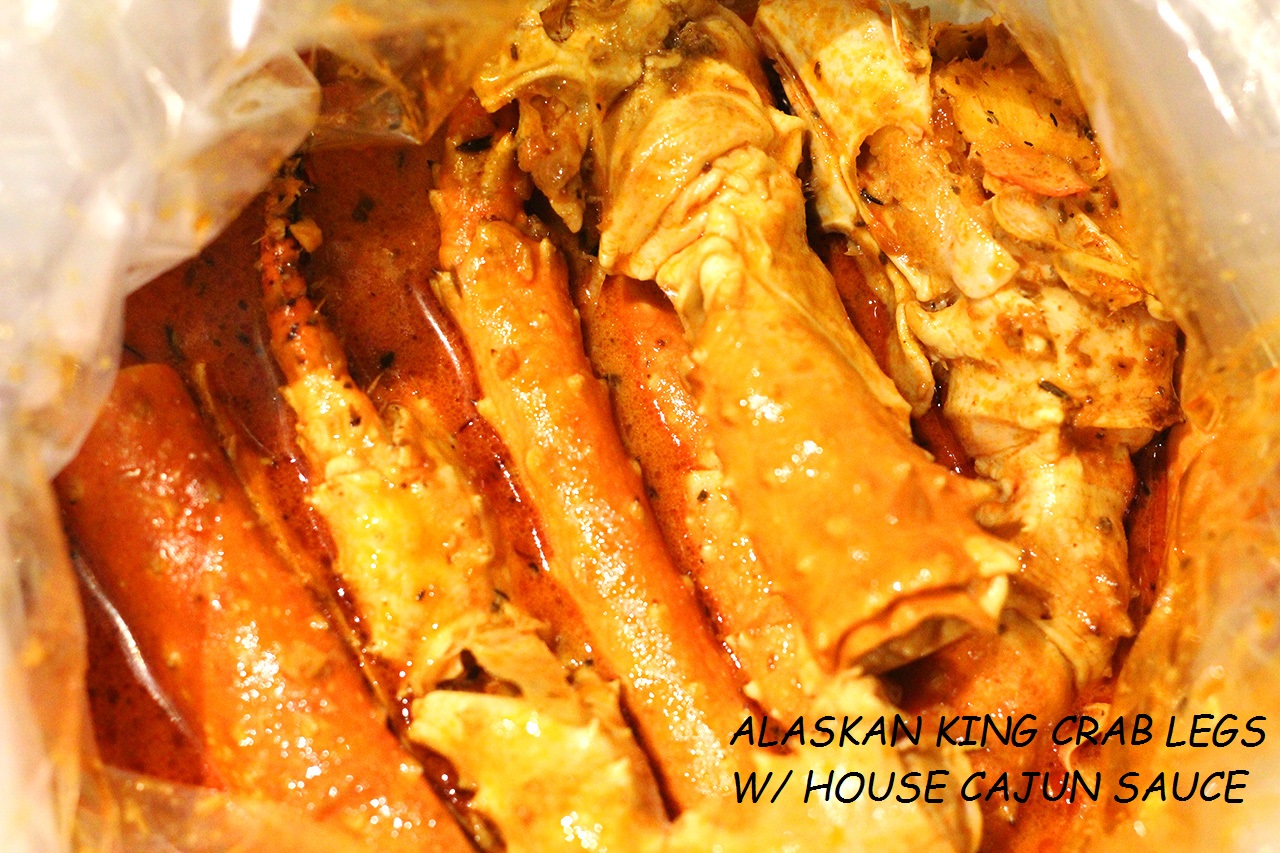 Order 1 lb. Alaskan King Crab Leg food online from Cajun House store, San Francisco on bringmethat.com