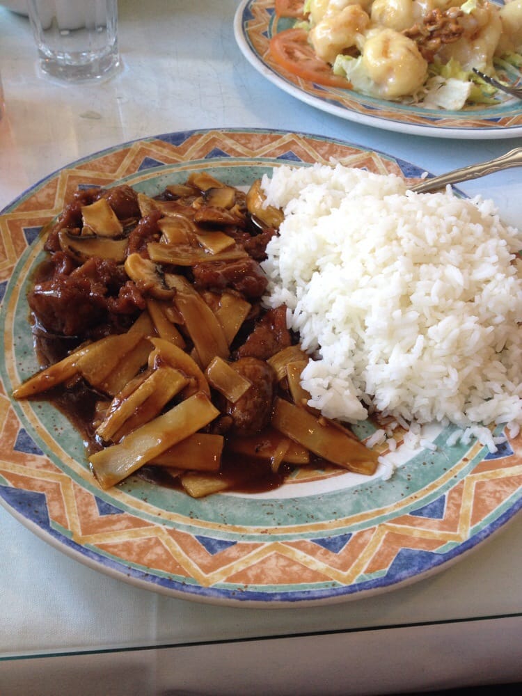 Order 6. Beef with Oyster Sauce food online from Jade cafe #2 store, San Francisco on bringmethat.com