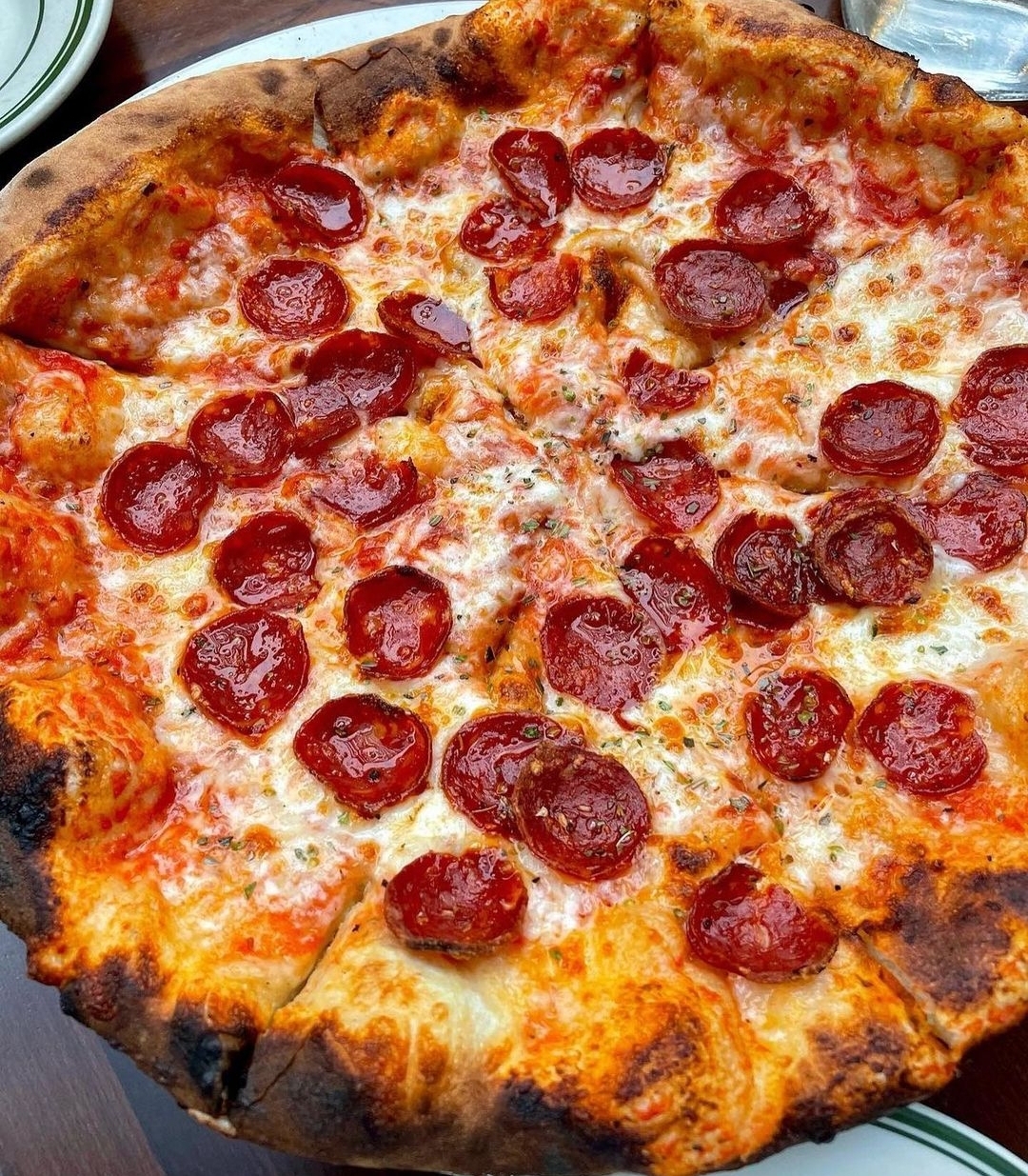 Order Pizza Diavola food online from Il Corallo Trattoria store, New York on bringmethat.com
