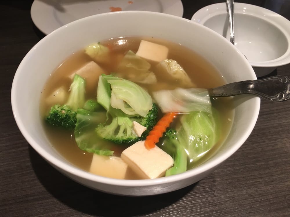 Order Tofu and Vegetable Soup food online from Amazing Thai Restaurant store, North Las Vegas on bringmethat.com