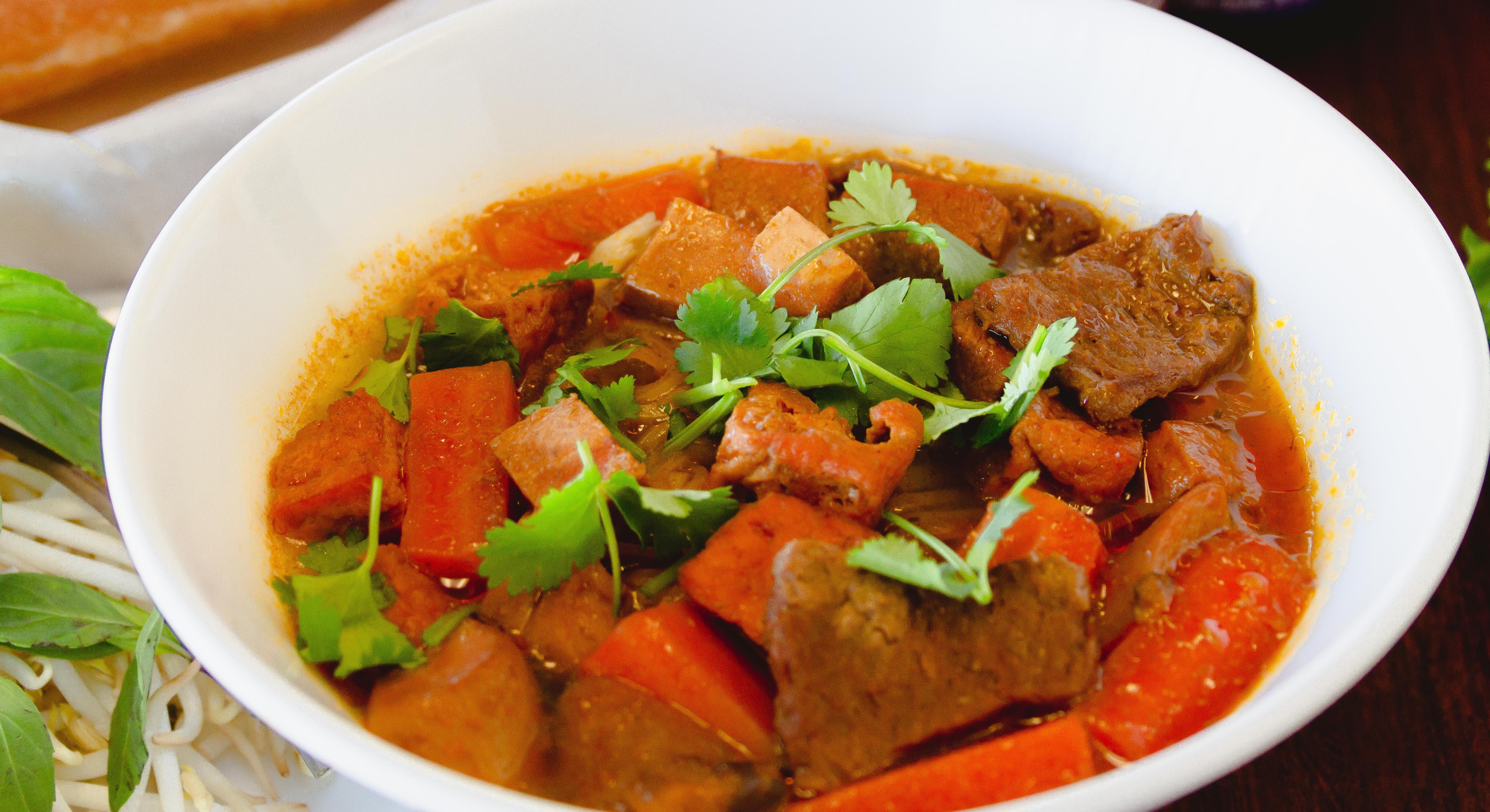 Order "Beef" Stew Noodle Soup (Vegan) food online from Thanh Tinh Chay store, San Diego on bringmethat.com