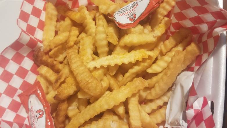 Order Side of Fries food online from Munch Hut deli and store store, Athens (Clarke County) on bringmethat.com