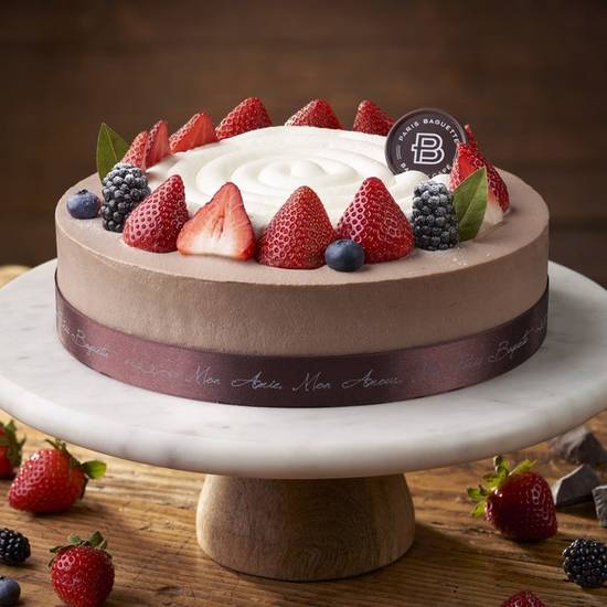 Order Chocolate Strawberry Cake food online from Paris Baguette store, South San Francisco on bringmethat.com