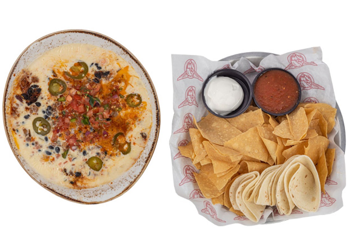 Order NACHOS ALL THE WAY food online from Taco Mac store, Peachtree City on bringmethat.com