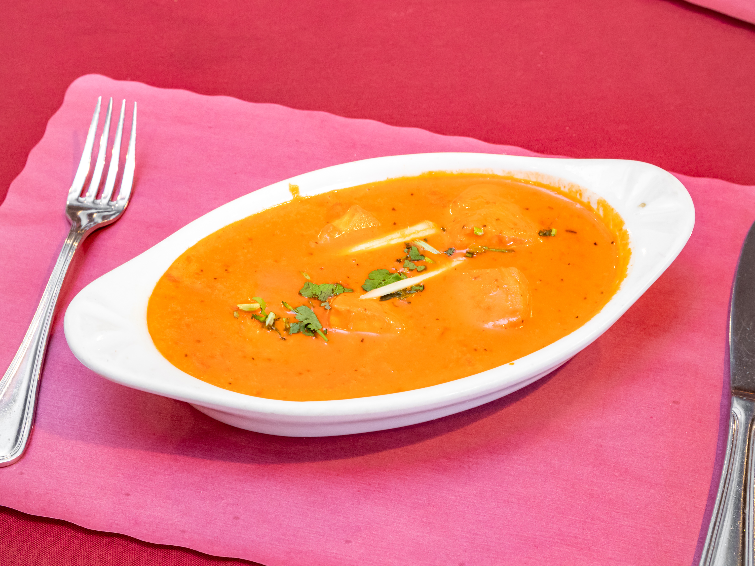 Order Chicken Tikka Masala food online from Caffe India store, Morristown on bringmethat.com