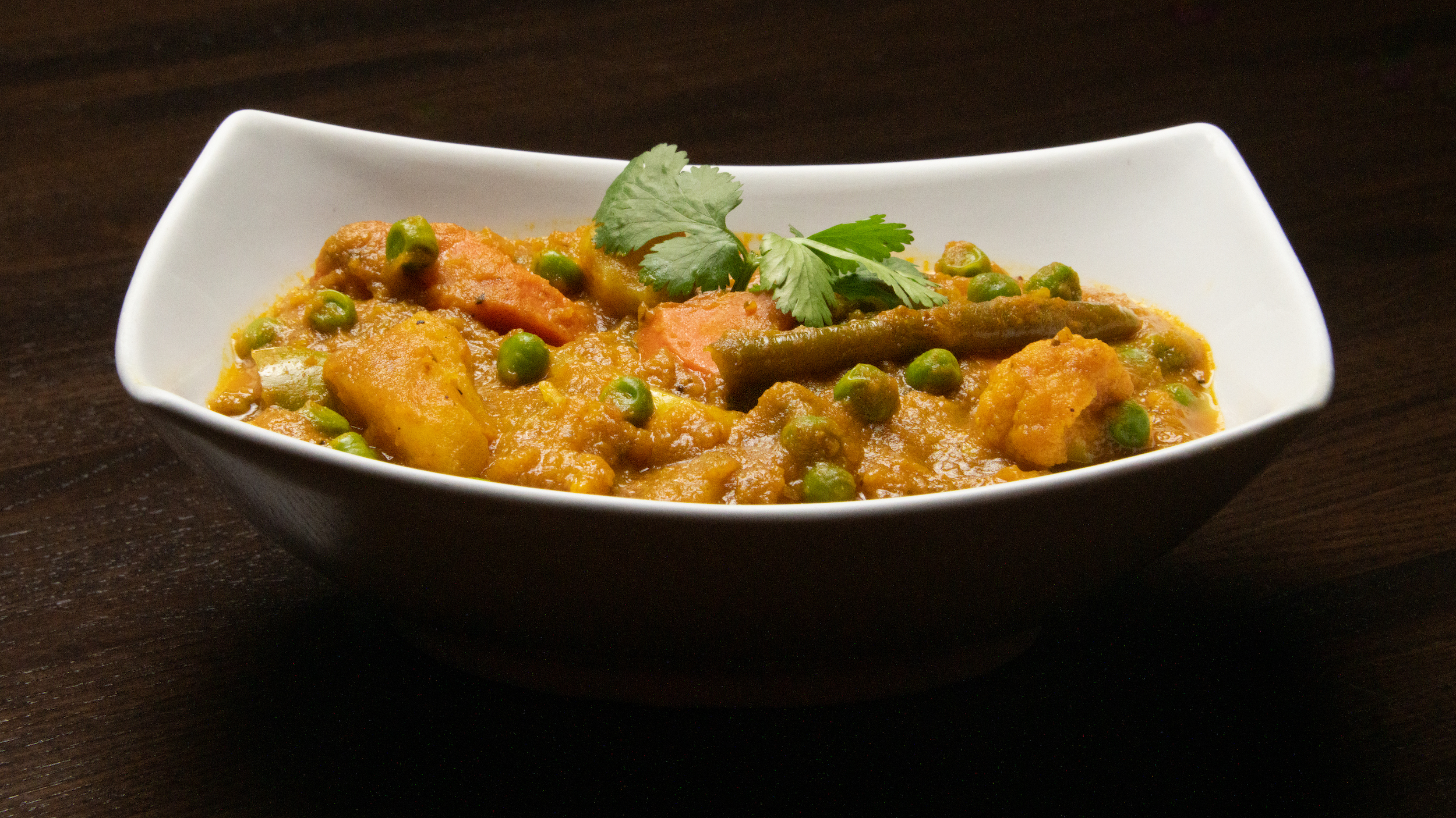 Order Mixed Vegetable Curry food online from Mild 2 Spicy store, Chicago on bringmethat.com