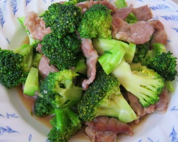Order Broccoli Oyster Sauc food online from Thai Touch store, Glendale on bringmethat.com