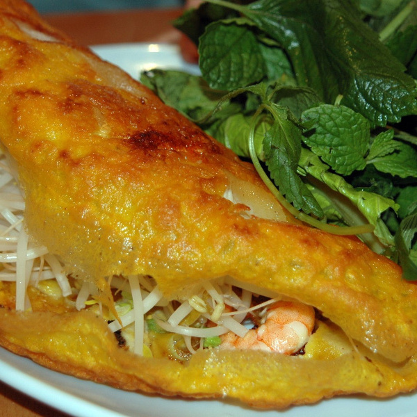 Order Vietnamese Crepe with Shrimp, Pork and Bean Sprouts food online from Pho Cali store, Rocklin on bringmethat.com