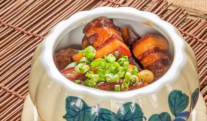 Order Mao Braised Pork Belly  food online from Canaan Restaurant Chinese Cuisine store, West Covina on bringmethat.com