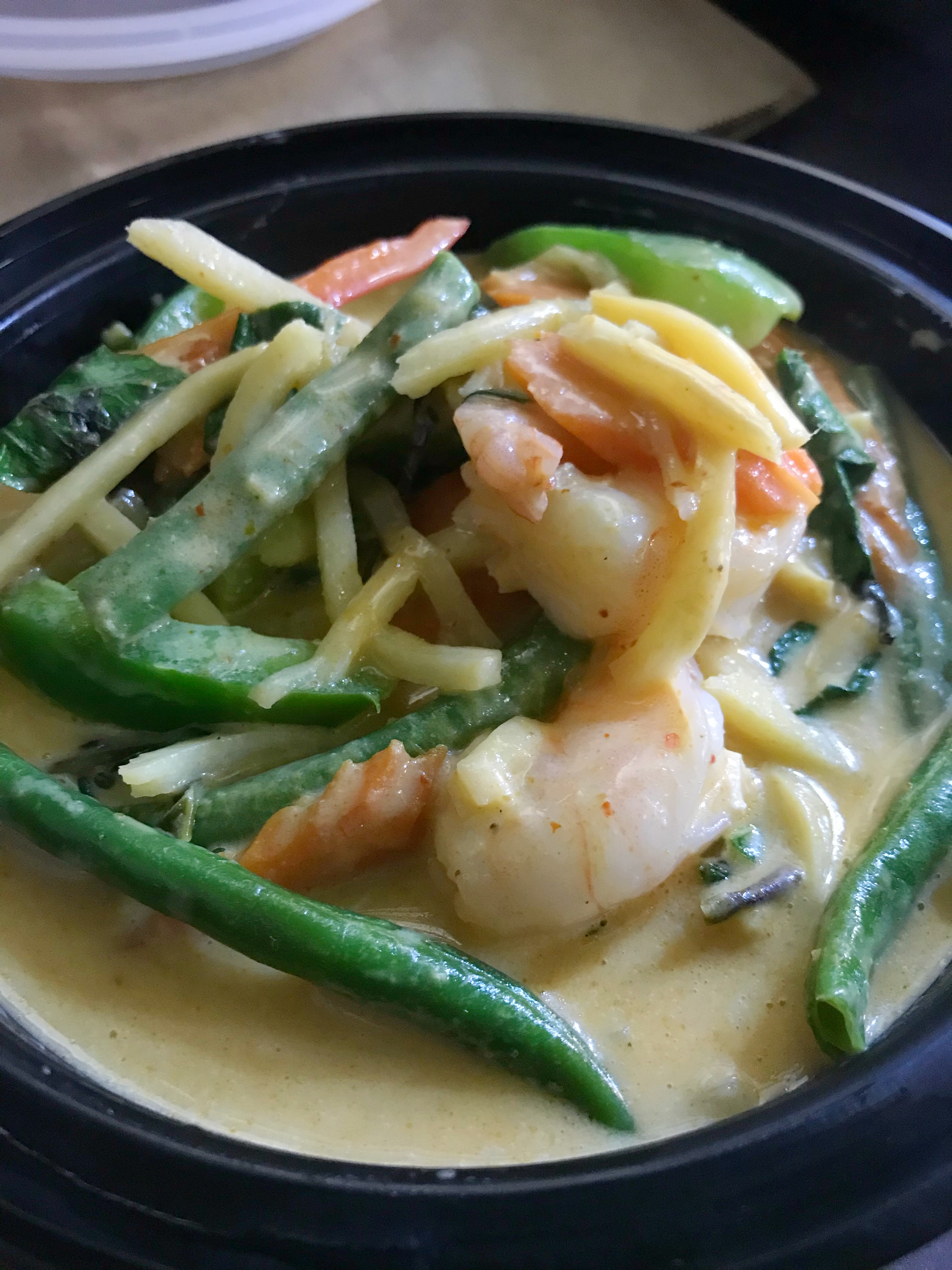 Order Green Curry food online from Thai Fusion Kitchen store, Folsom on bringmethat.com