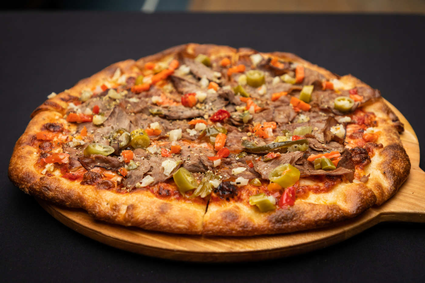 Order Italian Beef & Giardinera Pizza food online from Wells Street Pizza store, Chicago on bringmethat.com
