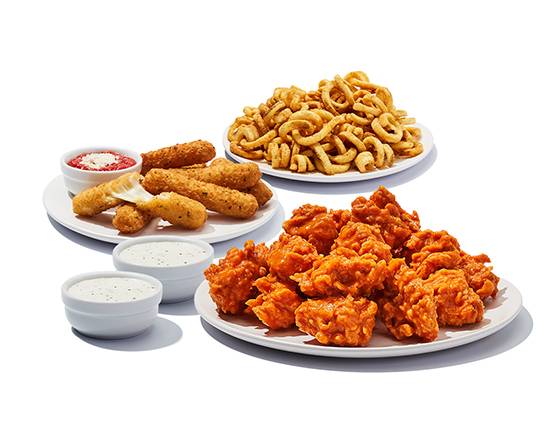 Order 30 Boneless Mozz Sticks & Curly Fries food online from Hooters store, Lafayette on bringmethat.com