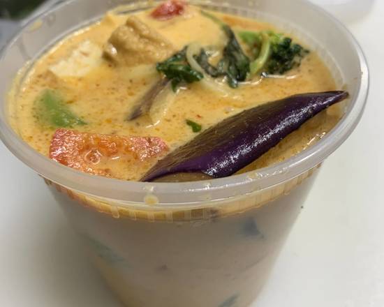 Order Red Curry food online from PP Thai Foodcart store, Portland on bringmethat.com