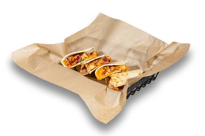 Order Blackened Chicken Quesadilla food online from The Greene Turtle Sports Bar & Grille store, Dover on bringmethat.com