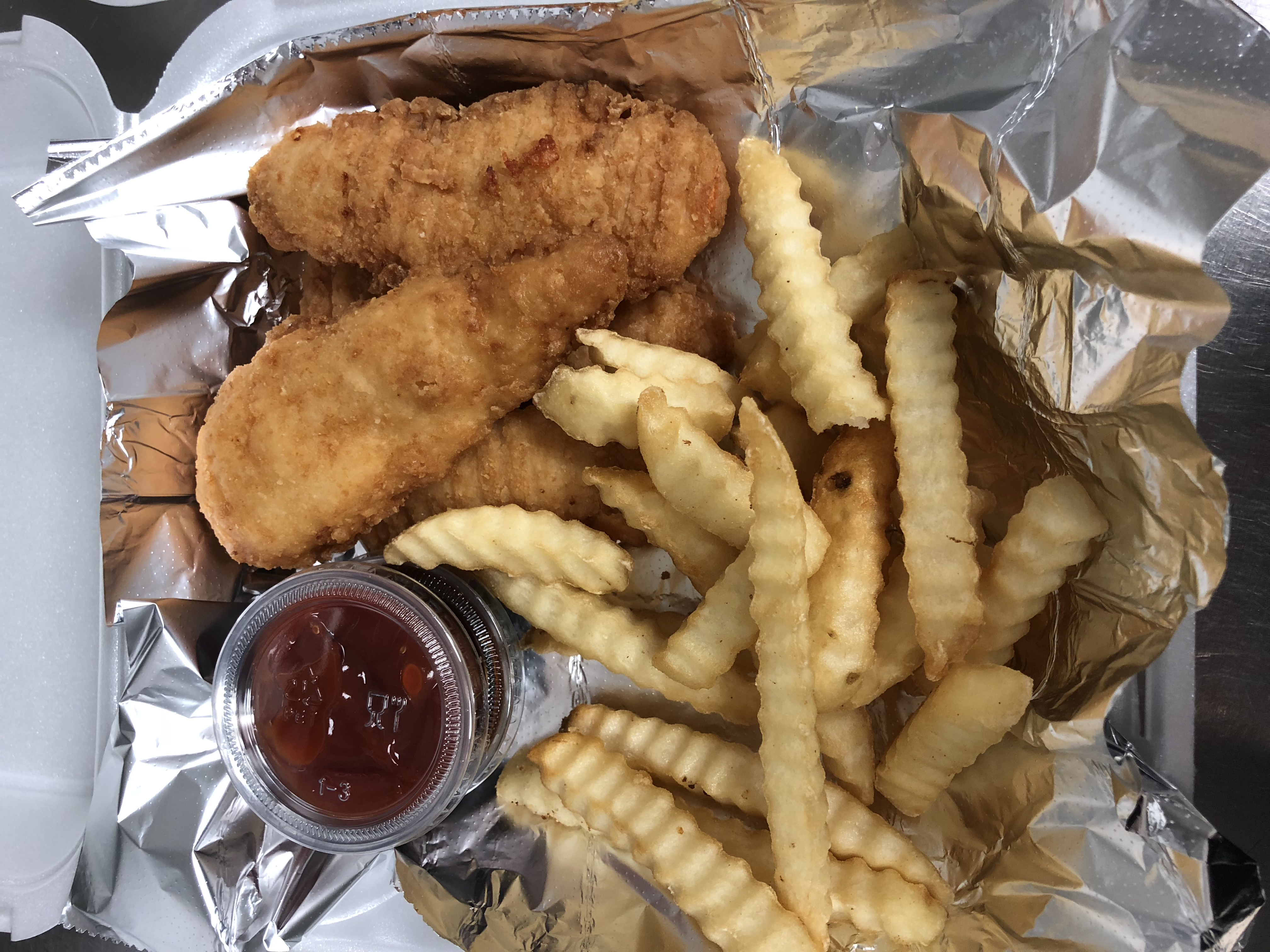 Order Chicken Tender Basket food online from Dough Boyz Pizzas & Phillys store, Council Bluffs on bringmethat.com