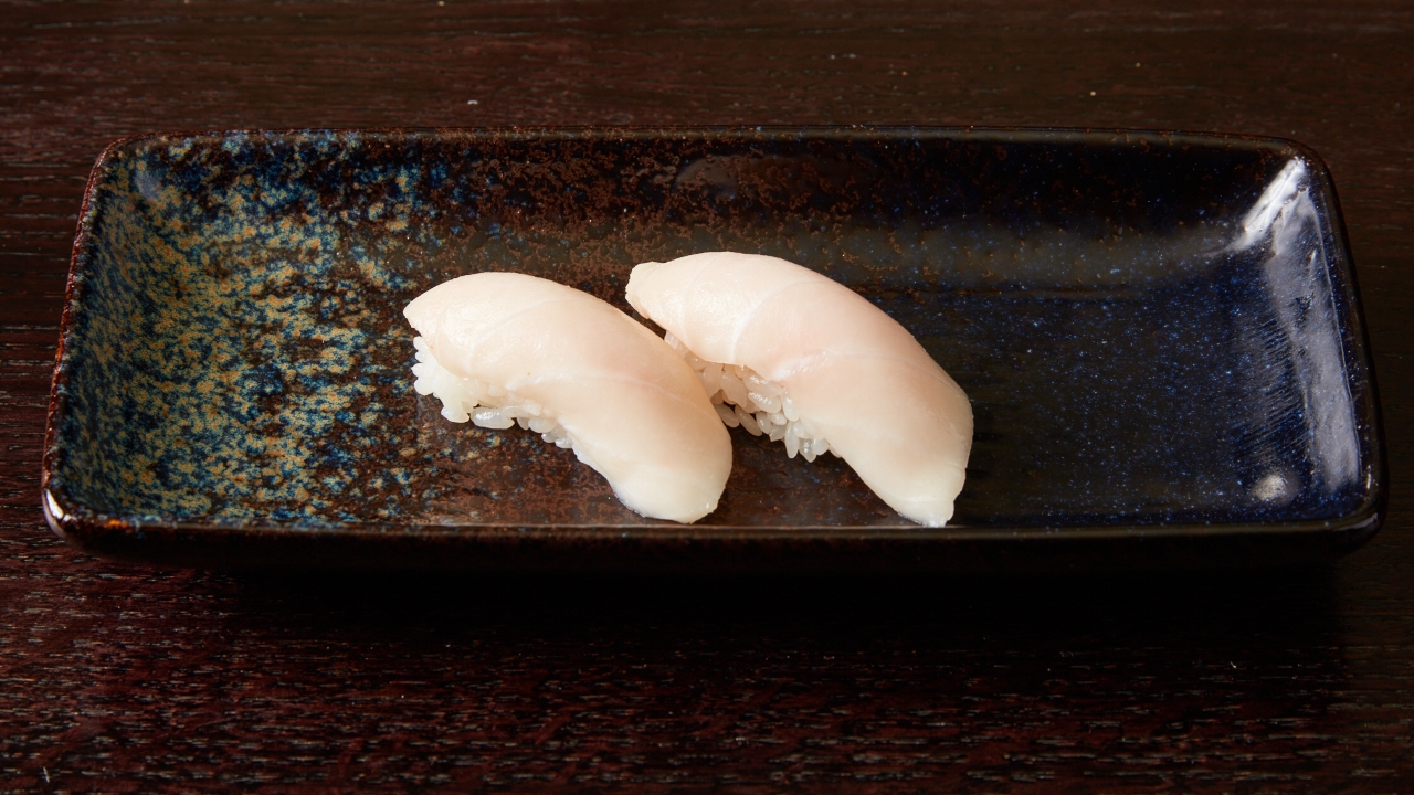 Order Escolar food online from Union Sushi + Barbeque Bar store, Chicago on bringmethat.com