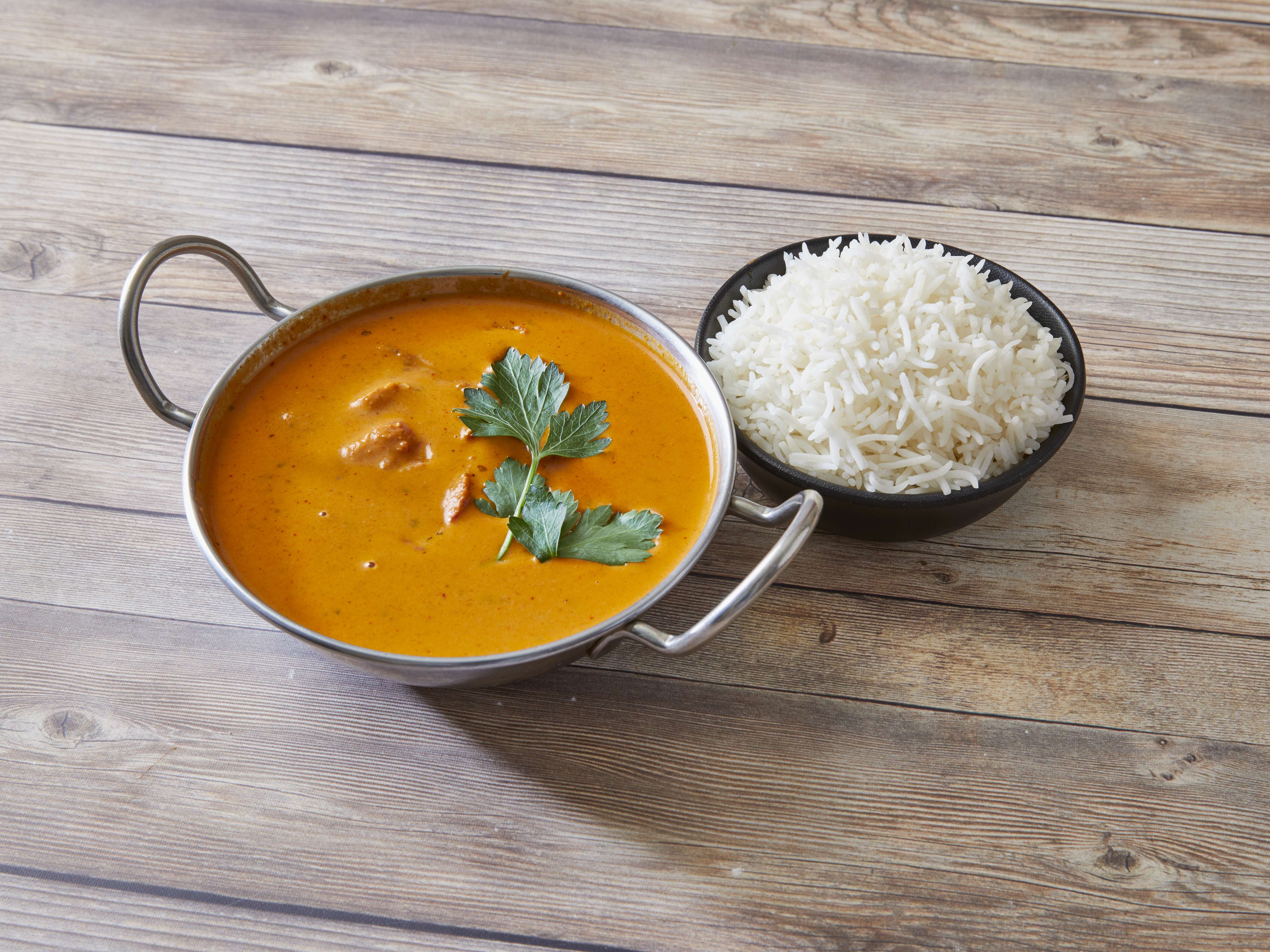 Order 16 oz. Butter Chicken food online from Rasoi store, Des Plaines on bringmethat.com