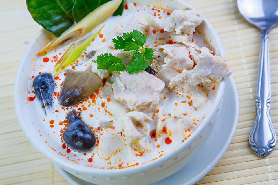 Order Chicken Soup food online from Thai Casa Restaurant store, Montebello on bringmethat.com