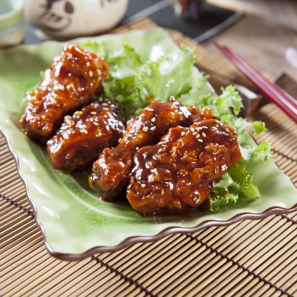 Order Chicken Wings food online from Sushi Dan store, Studio City on bringmethat.com