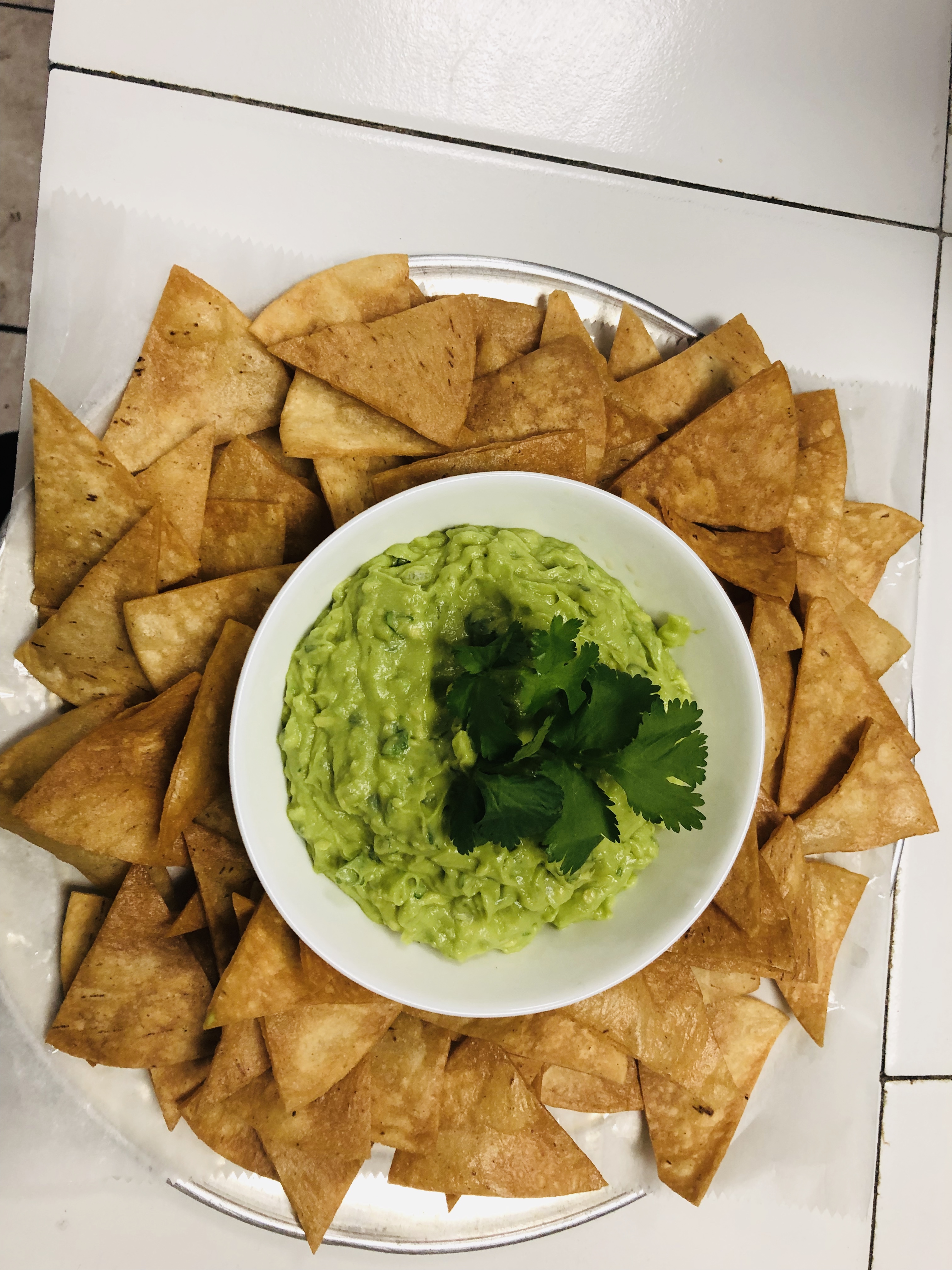 Order Guacamole and Chips food online from Johnny's Pizza Diner store, Bronx on bringmethat.com