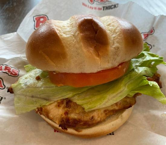 Order Grilled Chicken Sandwich food online from Beggars Pizza store, Chicago on bringmethat.com
