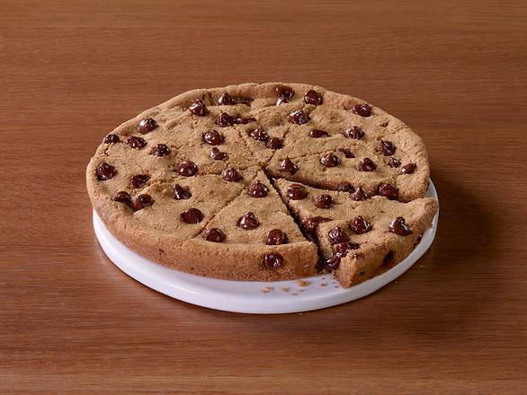 Order Ultimate Chocolate Chip Cookie food online from Pizza Hut store, Los Lunas on bringmethat.com