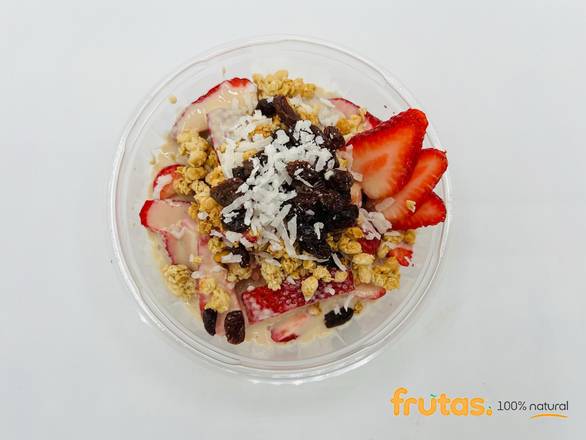Order Strawberries With Cream (Fresas con Crema) food online from Frutas 100% Natural store, Chula Vista on bringmethat.com