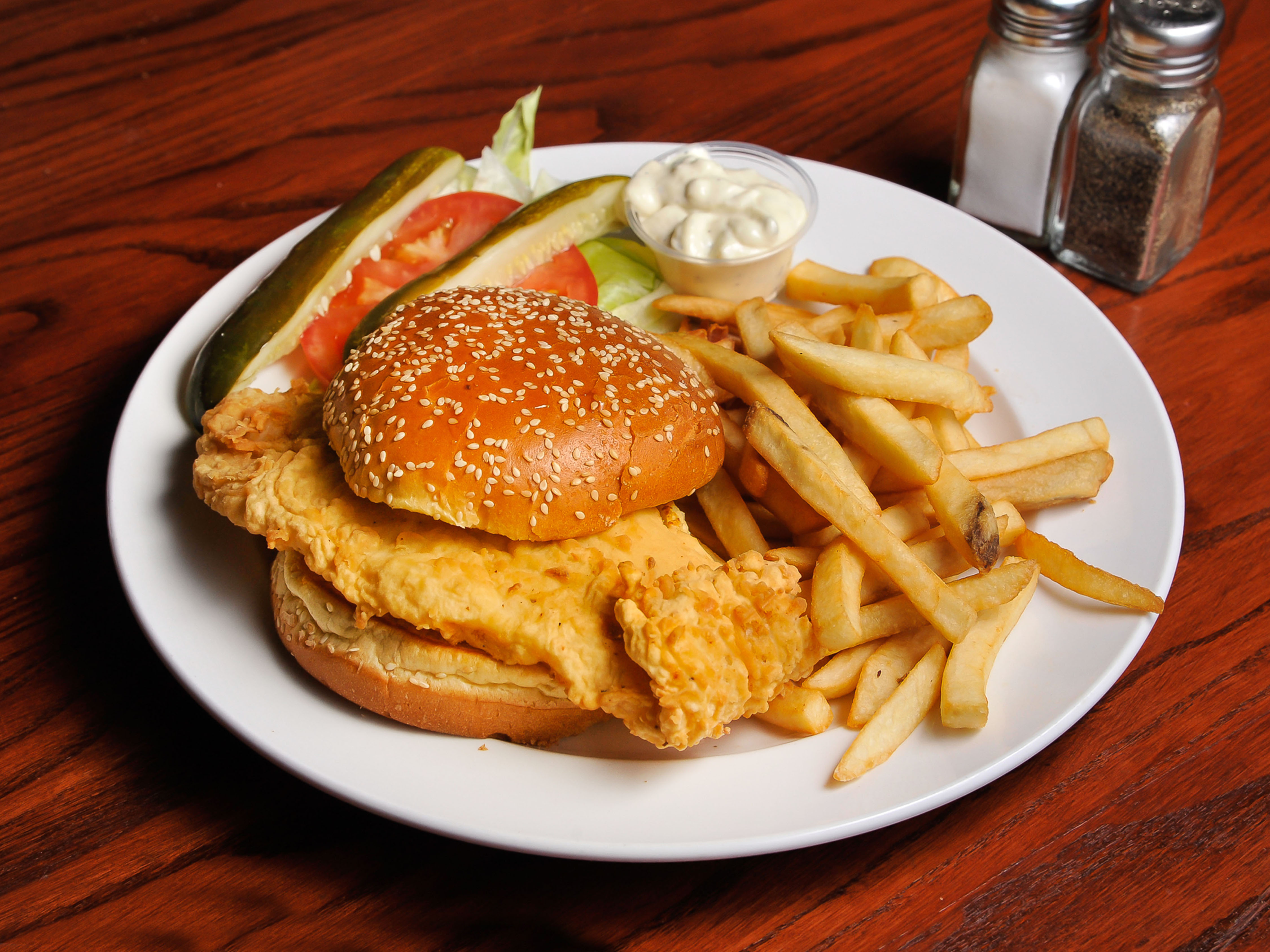 Order Fried Grouper Sandwich food online from DELRAY DINER store, Marietta on bringmethat.com