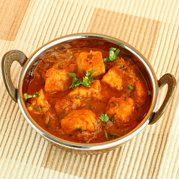 Order Chicken Curry Lunch food online from Chai & Chai store, Aurora on bringmethat.com