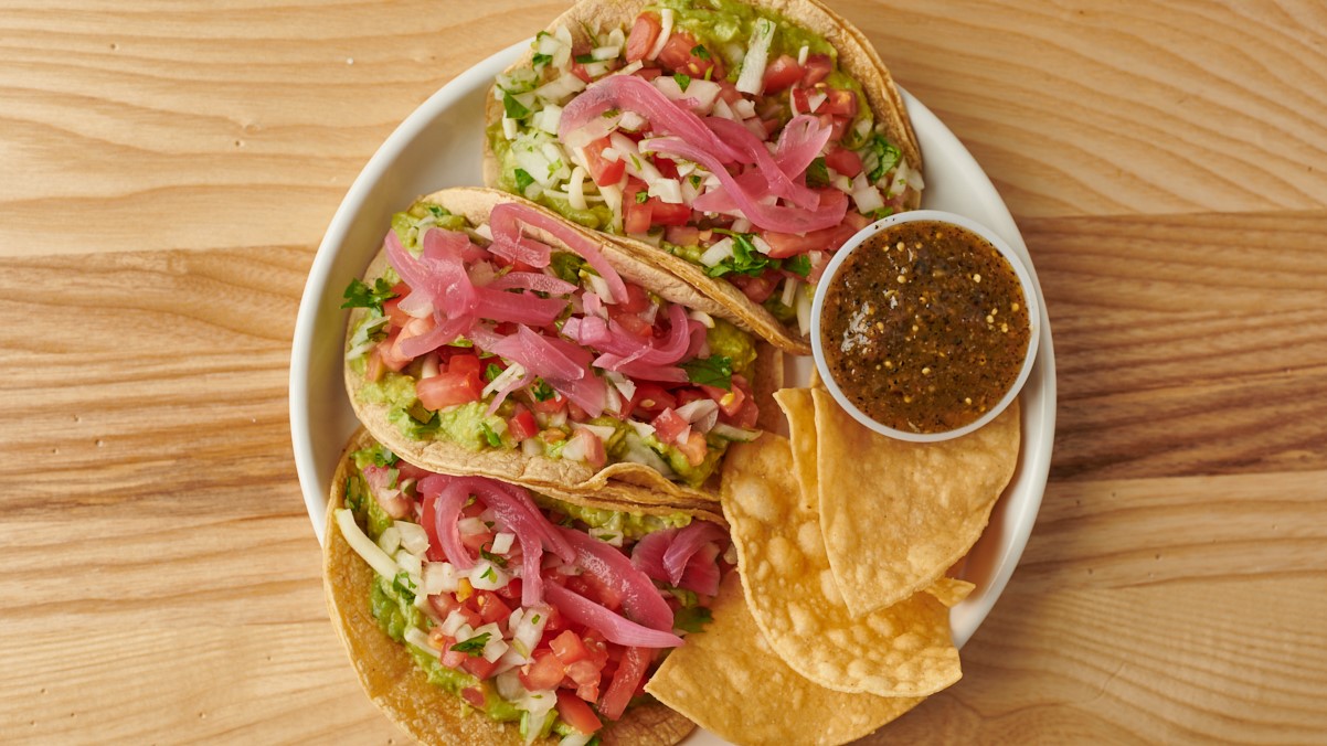 Order GUACO TACOS PLATTER food online from Burrito Beach store, Chicago on bringmethat.com