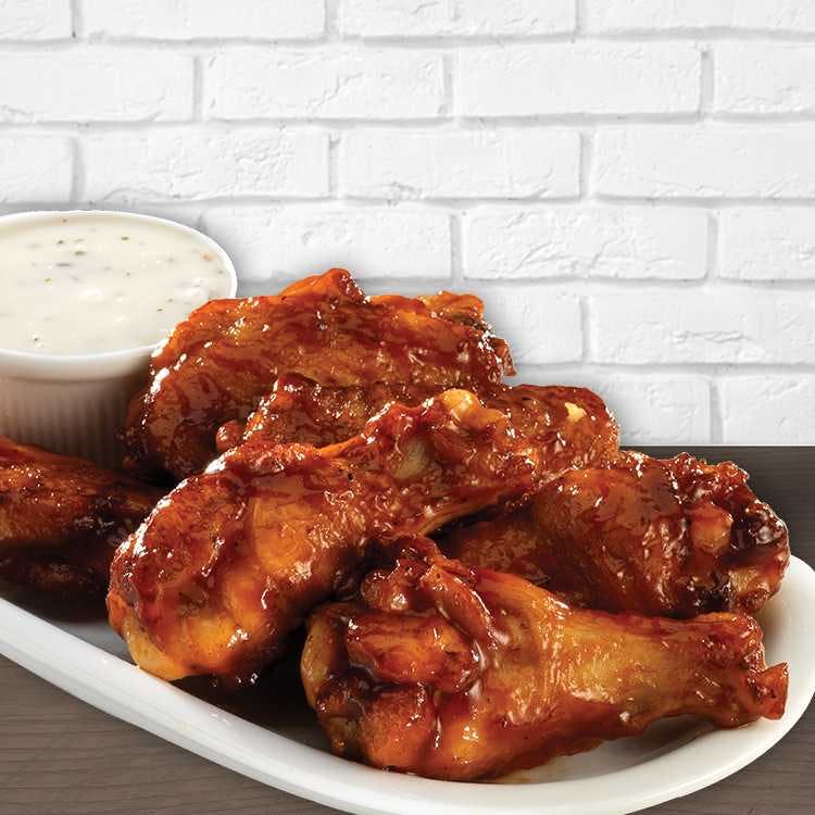 Order Bone In Wings - 1 lb. food online from Papa Romano Pizza & Mr. Pita store, Grosse Pointe Woods on bringmethat.com