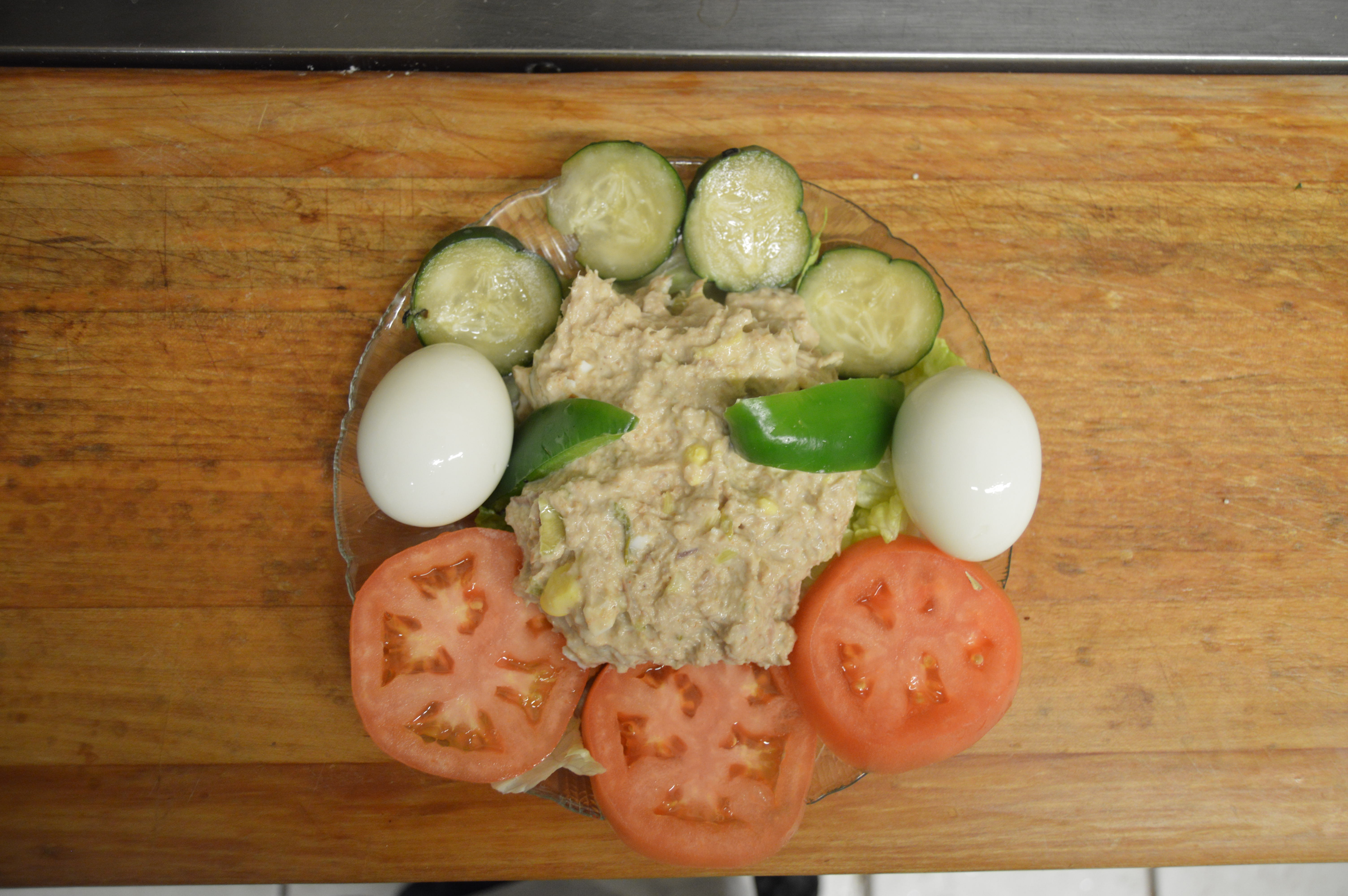 Order Tuna Plate Salad food online from Angelas Family Restaurant store, Cleveland on bringmethat.com
