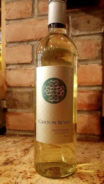Order Pinot Grigio: Canyon Road 750 ml. Bottle food online from Danny's pizzeria ii store, Brooklyn on bringmethat.com