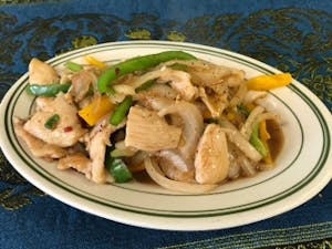 Order Chicken Pepper food online from Bann Thai Cafe store, Wichita on bringmethat.com