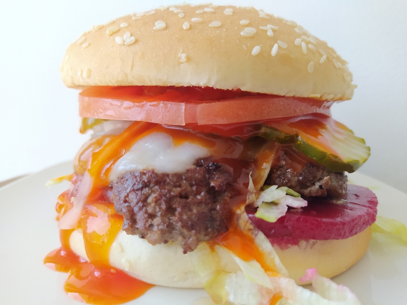 Order Catalina Cheeseburger and Fries (Limited Time Only) food online from Kooby store, La Crescenta on bringmethat.com