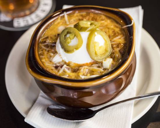 Order Pub Chili food online from Mr Brews Taphouse store, Lawrence on bringmethat.com