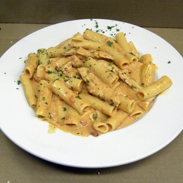 Order Vodka Pasta food online from Fatty Magoos Bar & Eatery store, Bolingbrook on bringmethat.com