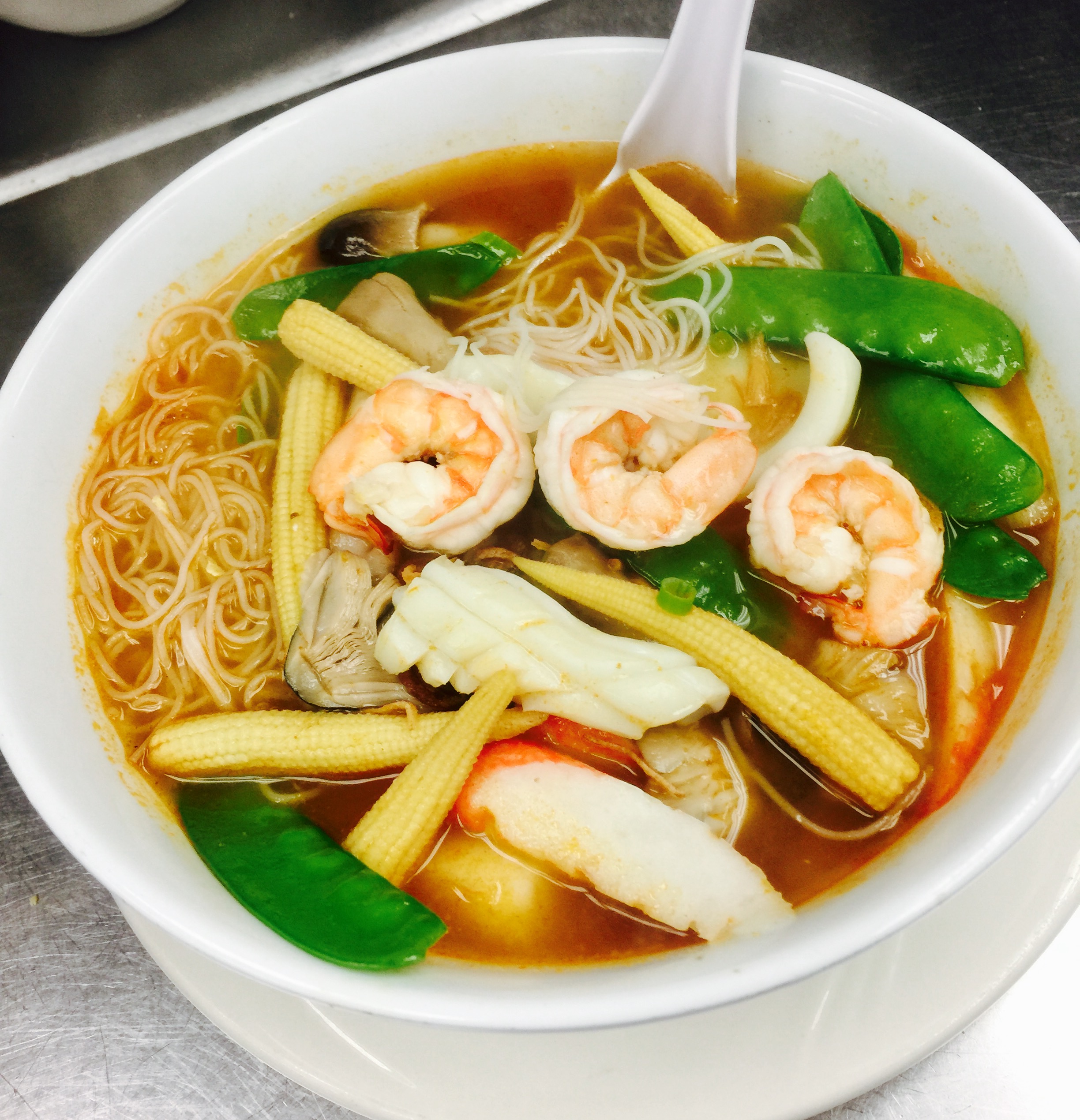 Order Seafood Tom Yam Noodle Soup 海鲜 东炎 面汤 food online from Khoo Restaurant store, West Warwick on bringmethat.com