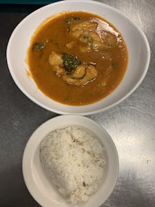 Order 32. Fish Curry food online from Lisu's Thai Taste | Roseville store, Roseville on bringmethat.com