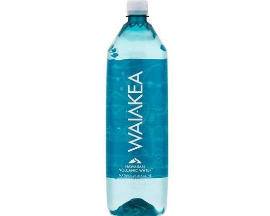 Order Waiakea Water Bottle (1.5 lt) food online from Urban Value Corner Store store, Dallas on bringmethat.com