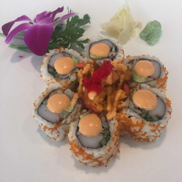 Order Spicy Lobster Maki food online from Shoyu store, Saugus on bringmethat.com