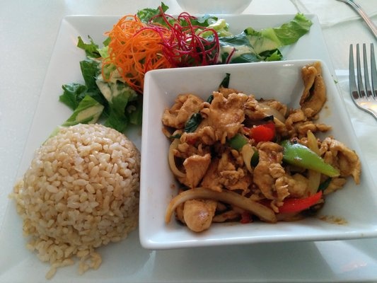 Order 3. Sizzling Basil Lunch Special food online from Anantra Thai Restaurant store, Woodland Hills on bringmethat.com