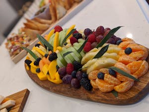 Order Fresh Fruit Tray food online from Idk? Cafe + Catering store, Rogers on bringmethat.com