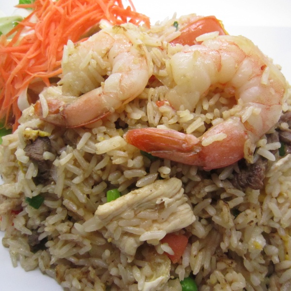 Order 37. Combination Fried Rice food online from Flavors of Thai store, Los Angeles on bringmethat.com