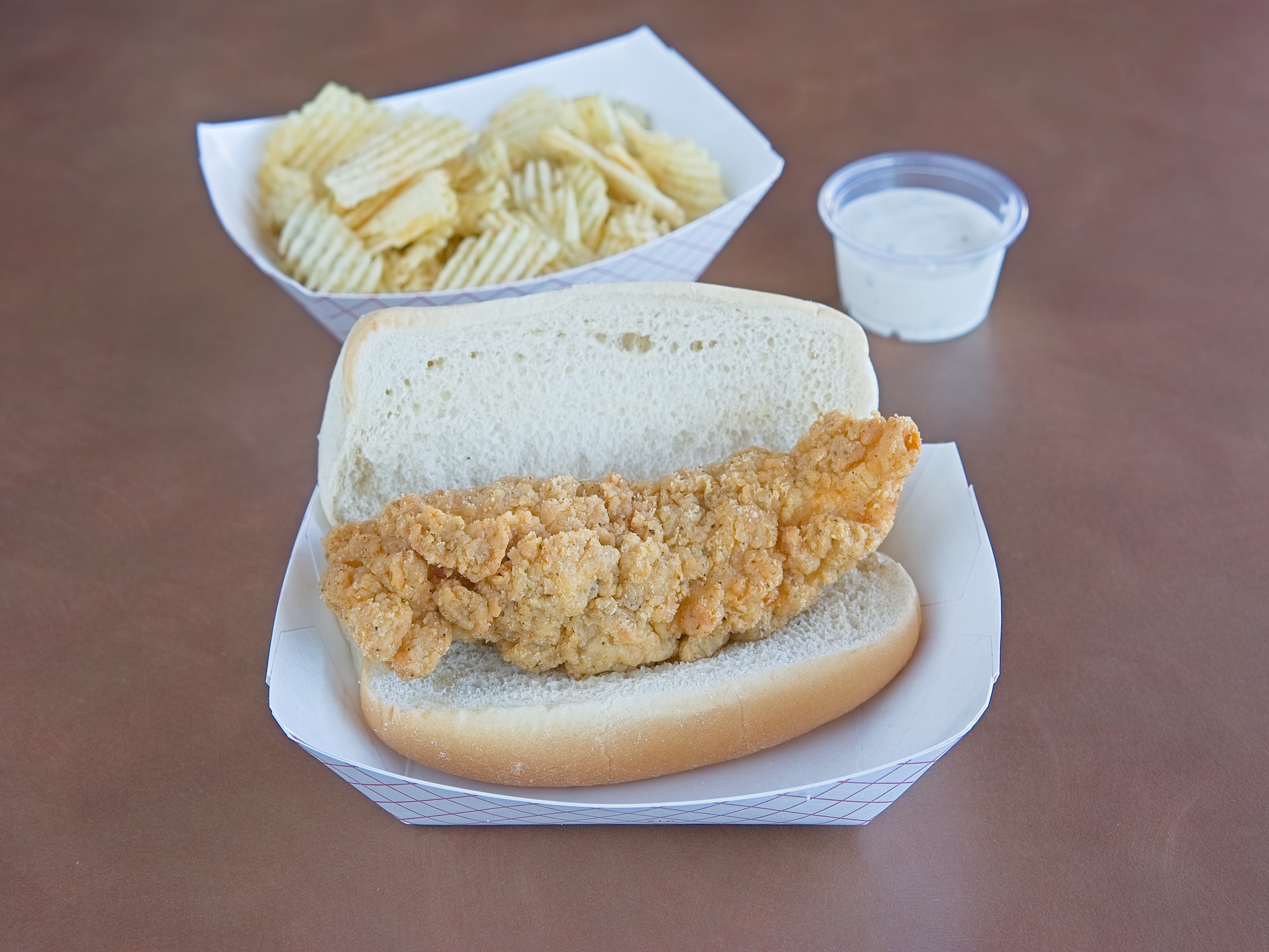 Order Chicken Sandwich and Chips food online from Pierogi Palace store, Willoughby on bringmethat.com
