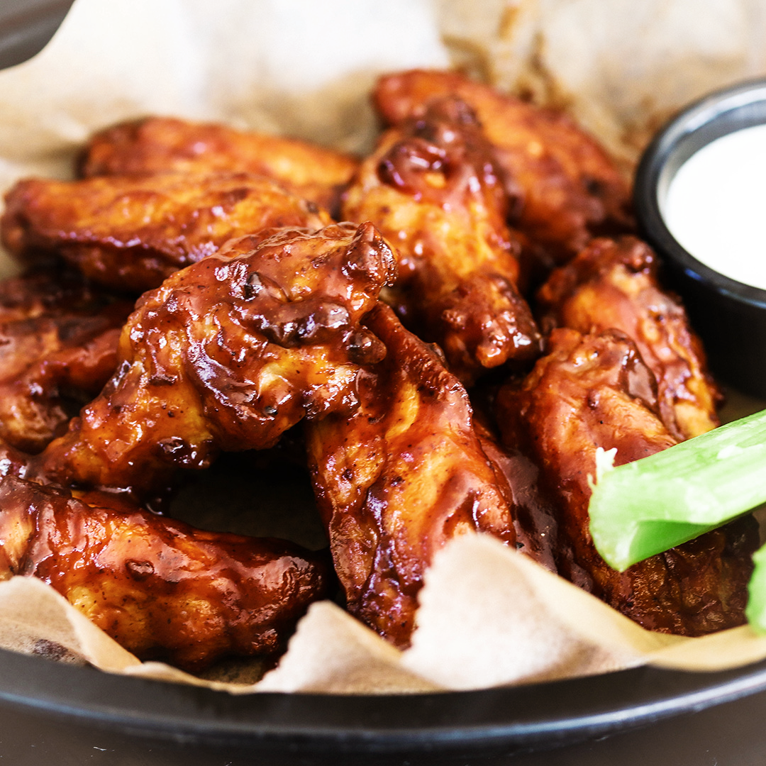 Order Mild Buffalo Wings food online from Round Table Pizza store, South San Francisco on bringmethat.com