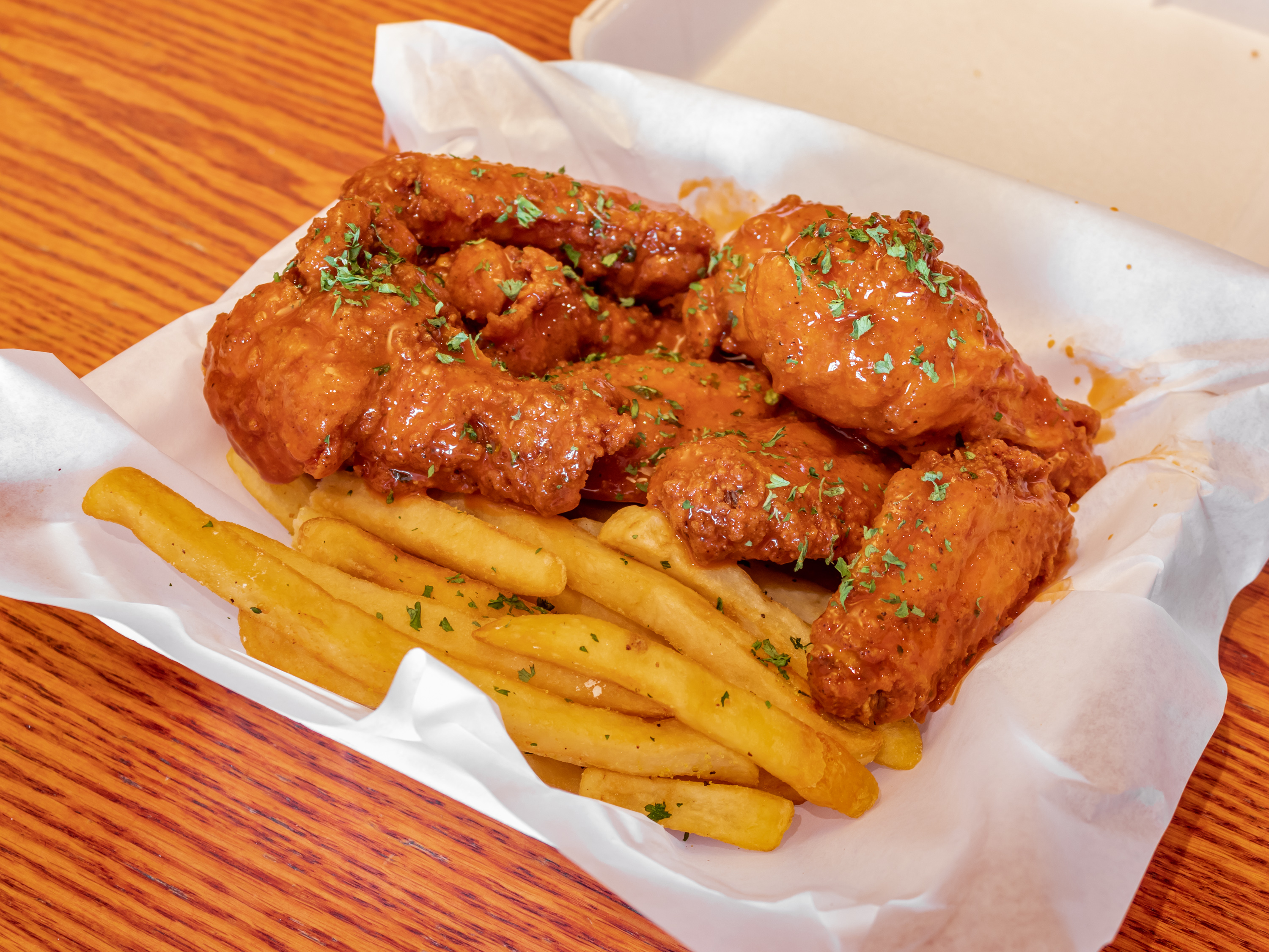 Order 8 Piece Hot Wings food online from Blazin Fish & Chips store, Vallejo on bringmethat.com